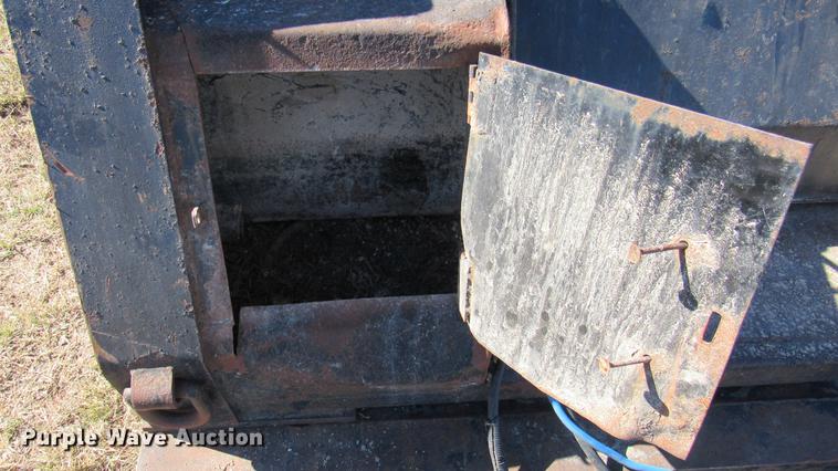 image for item DC2191 2003 Waltron lowboy equipment trailer