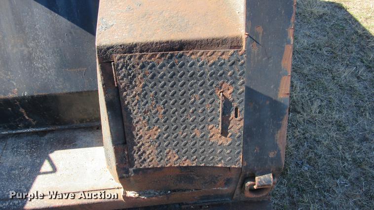 image for item DC2191 2003 Waltron lowboy equipment trailer