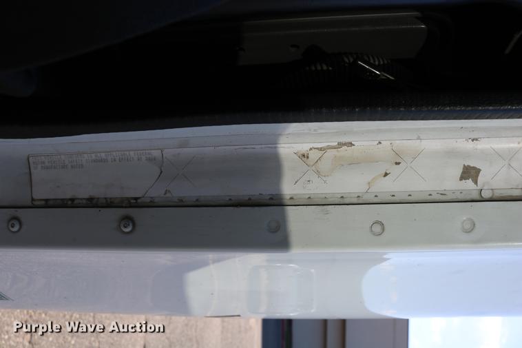 image for item DC3581 2005 Freightliner Columbia 120 semi truck