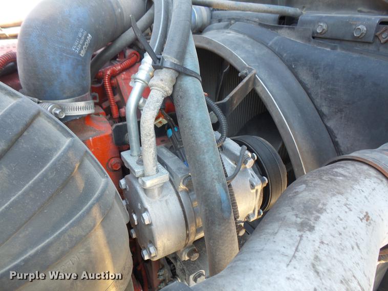 image for item DC5437 2010 Peterbilt 387 semi truck