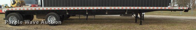 image for item DZ9129 2006 Great Dane flatbed trailer