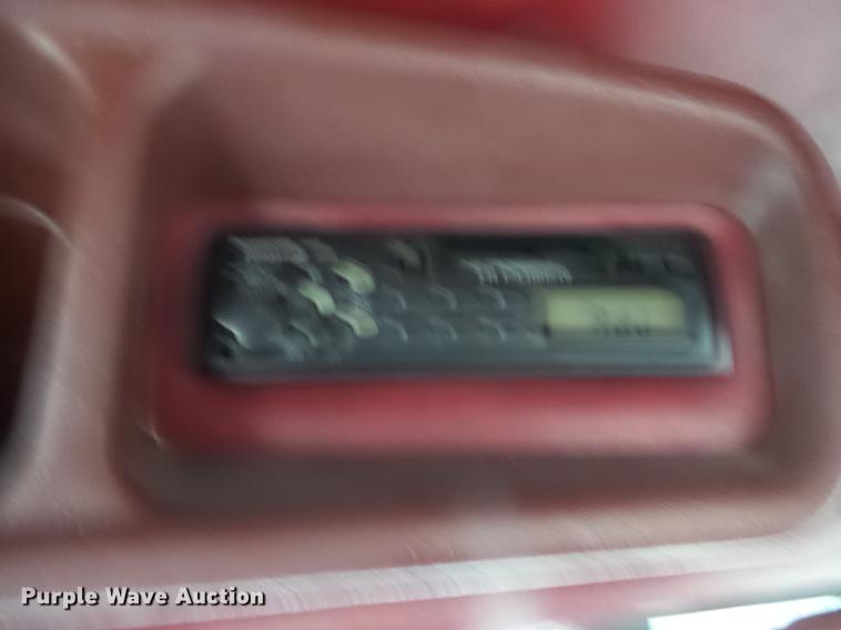 image for item K6292 1998 Peterbilt 377 cab and chassis