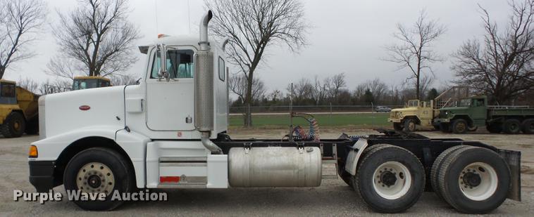 image for item K6293 1989 Peterbilt 377 semi truck
