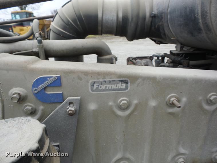 image for item K6293 1989 Peterbilt 377 semi truck