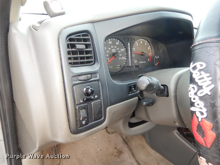 image for item DB8492 2000 Infiniti G20t