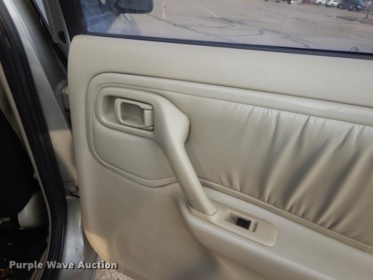 image for item DB8492 2000 Infiniti G20t