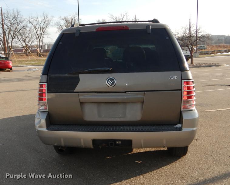 image for item DB8494 2002 Mercury Mountaineer SUV