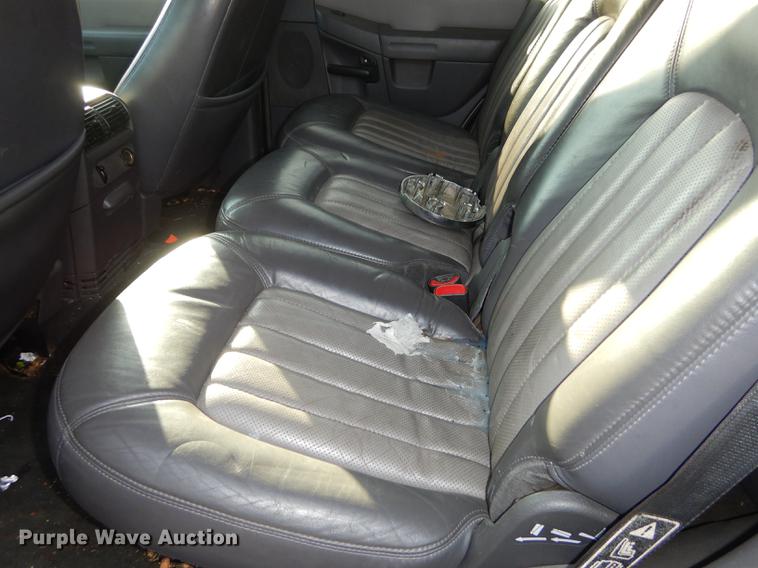 image for item DB8494 2002 Mercury Mountaineer SUV