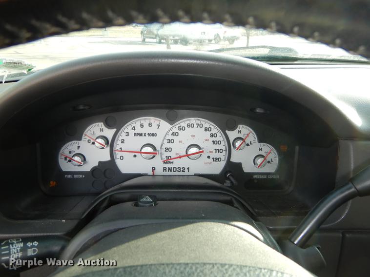 image for item DB8494 2002 Mercury Mountaineer SUV