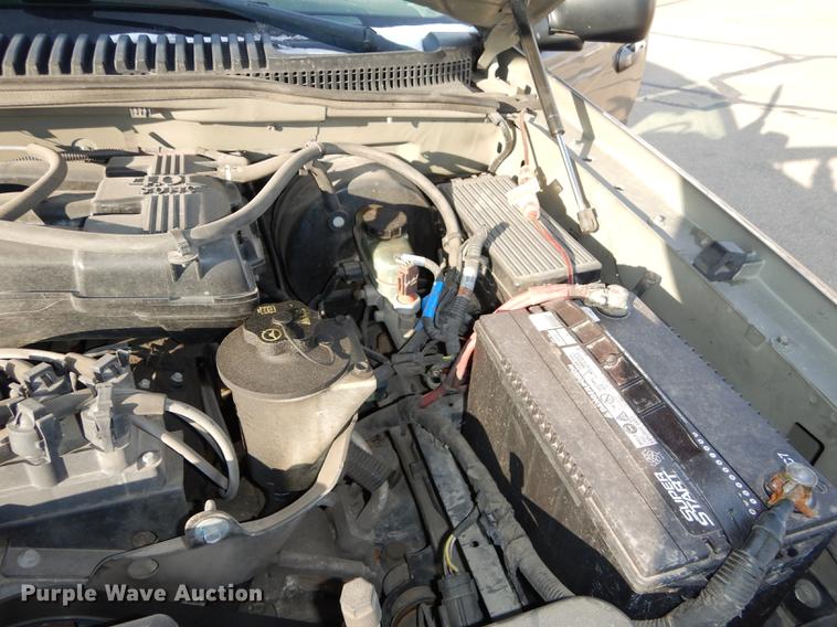 image for item DB8494 2002 Mercury Mountaineer SUV