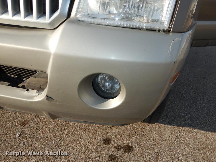 image for item DB8494 2002 Mercury Mountaineer SUV