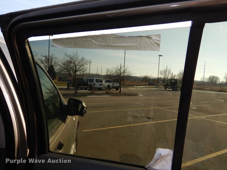 image for item DB8494 2002 Mercury Mountaineer SUV