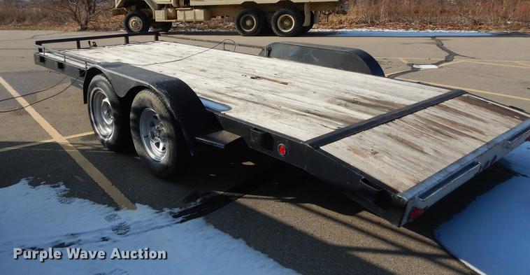 image for item DB8499 2004 West Texas Dollies flatbed trailer