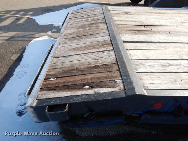 image for item DB8499 2004 West Texas Dollies flatbed trailer