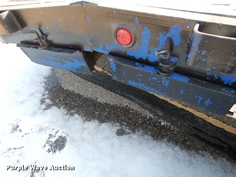 image for item DB8499 2004 West Texas Dollies flatbed trailer