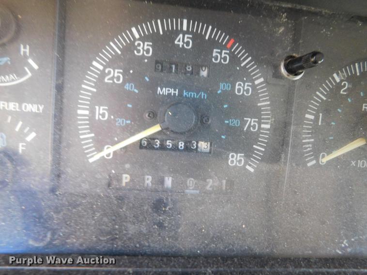 image for item DC8419 1991 Ford Bronco SUV