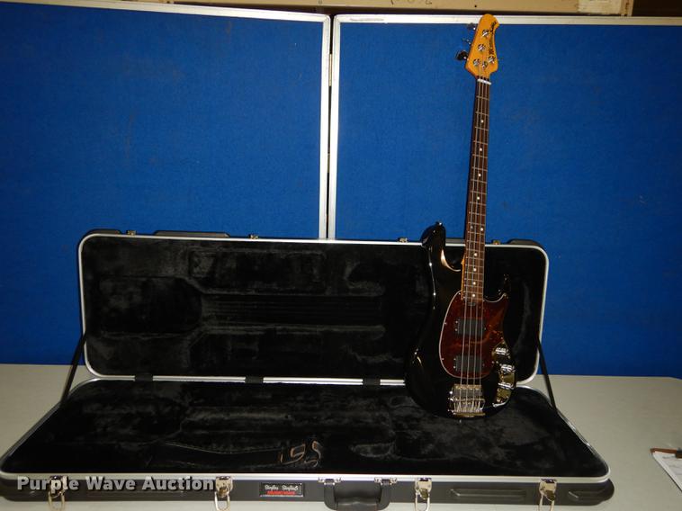 image for item EC9920 Ernie Ball Music Man Classic Sabre electric bass