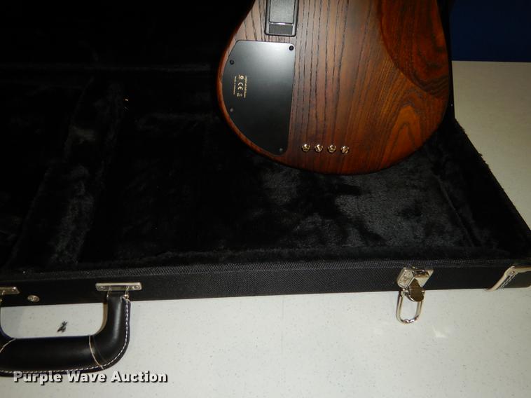 image for item EC9921 Ibanez Premium electric bass