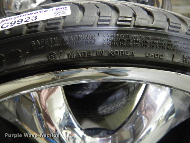 image for item EC9923 (3) Nexen N3000 245/30ZR22 tires