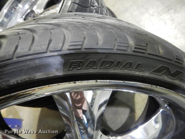 image for item EC9923 (3) Nexen N3000 245/30ZR22 tires