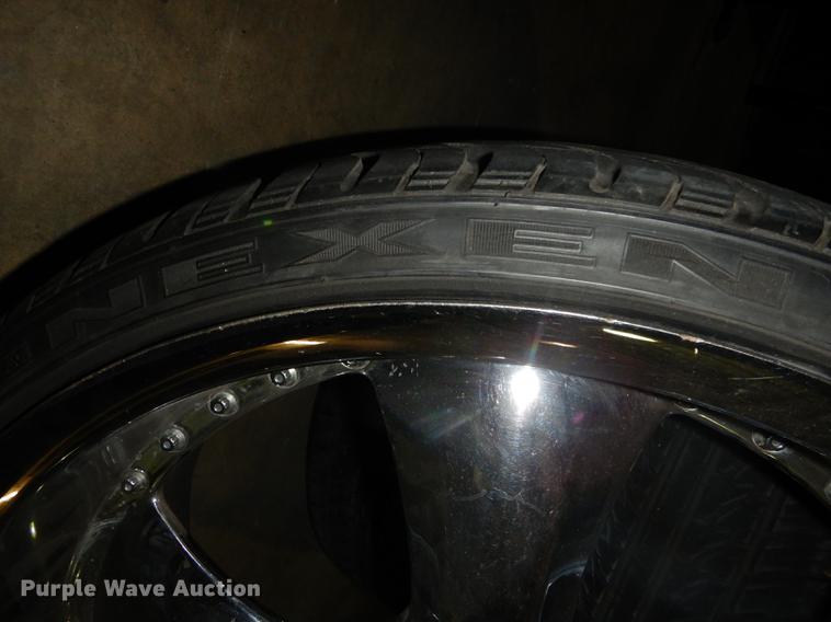 image for item EC9923 (3) Nexen N3000 245/30ZR22 tires