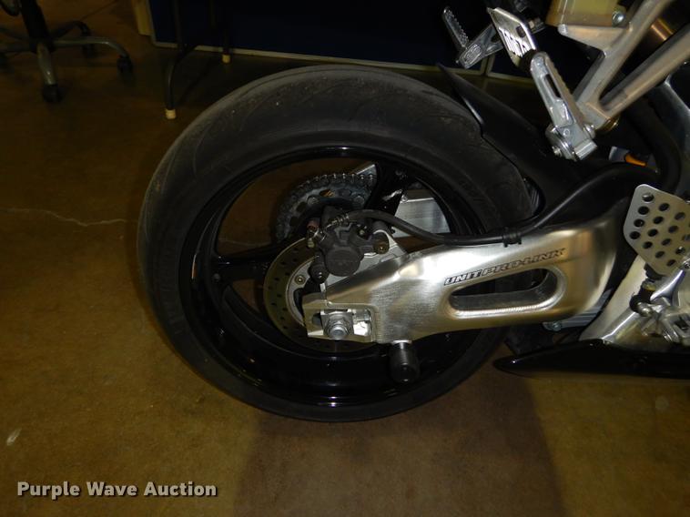 image for item EC9927 2005 Honda CBR1000RR motorcycle