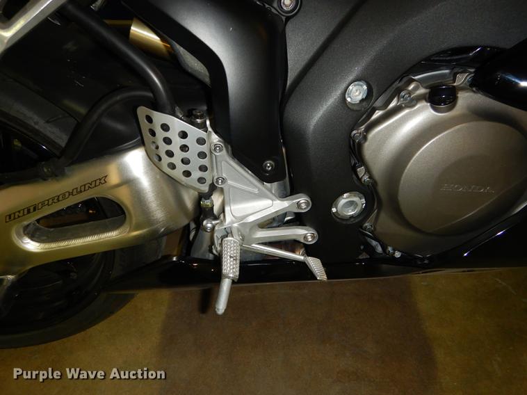 image for item EC9927 2005 Honda CBR1000RR motorcycle