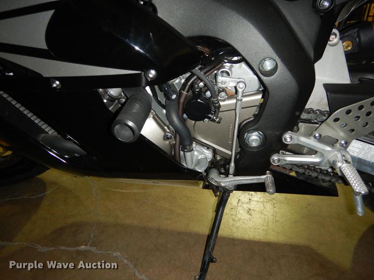 image for item EC9927 2005 Honda CBR1000RR motorcycle