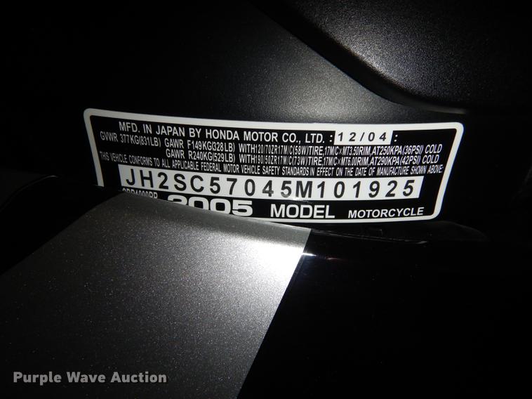 image for item EC9927 2005 Honda CBR1000RR motorcycle