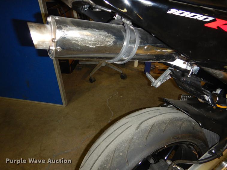 image for item EC9927 2005 Honda CBR1000RR motorcycle