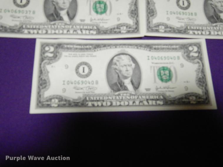 image for item EC9933 (25) two dollar bills