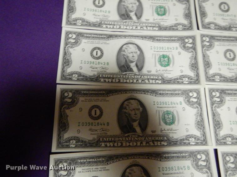 image for item EC9934 (20) two dollar bills