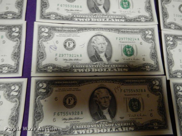image for item EC9934 (20) two dollar bills
