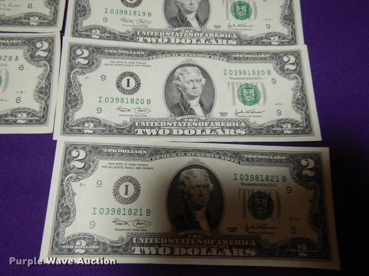 image for item EC9934 (20) two dollar bills