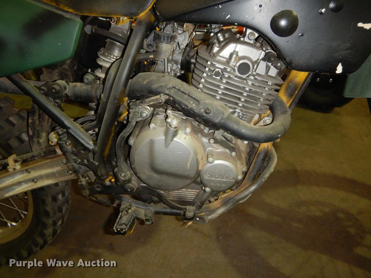 image for item EC9975 1992 Suzuki DR350 dirt bike