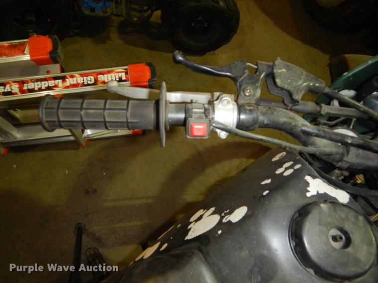 image for item EC9975 1992 Suzuki DR350 dirt bike