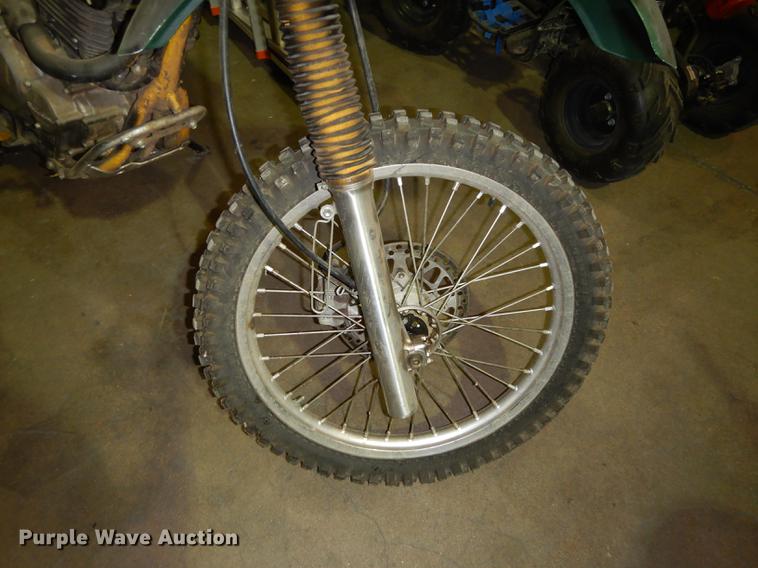 image for item EC9975 1992 Suzuki DR350 dirt bike