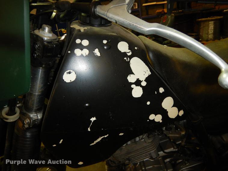 image for item EC9975 1992 Suzuki DR350 dirt bike