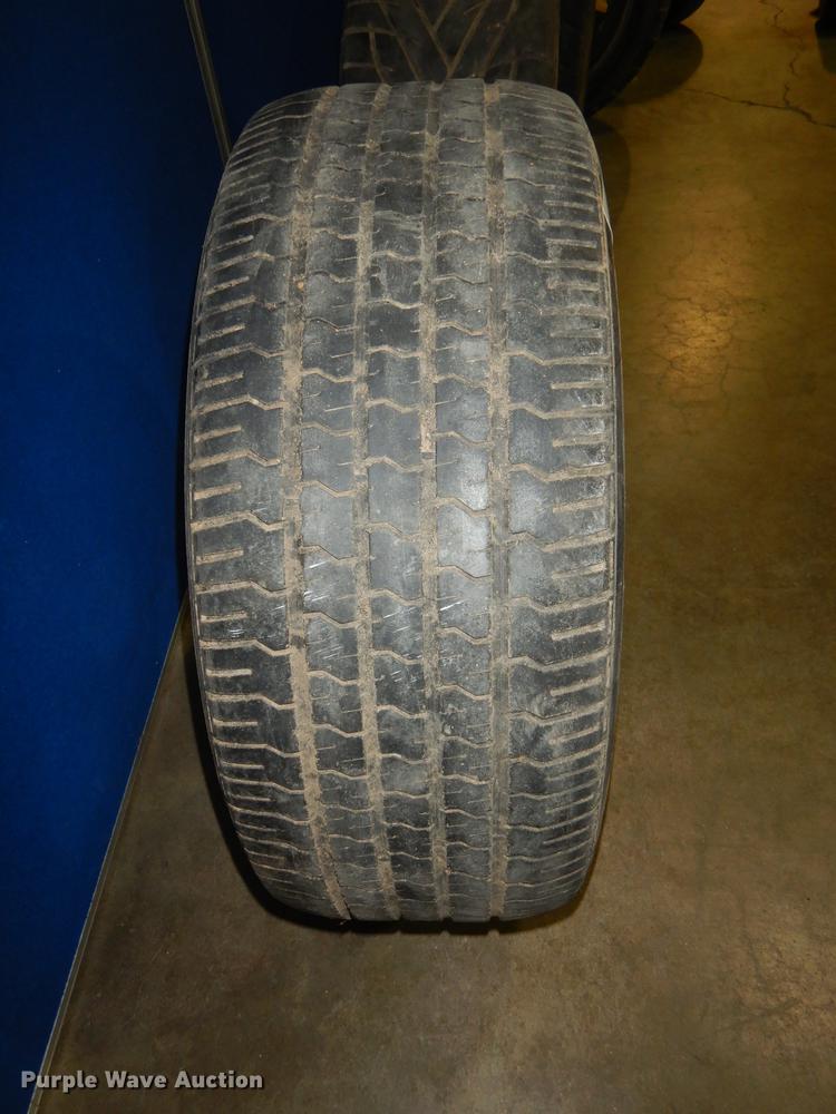 image for item EC9978 (4) tires and wheels
