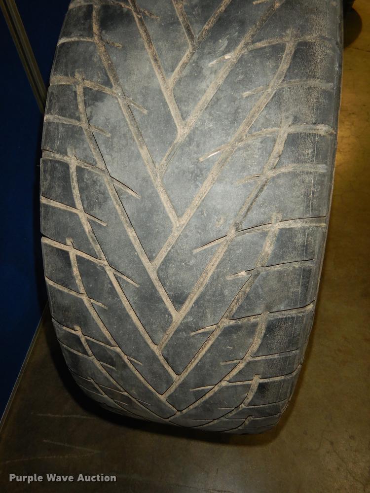 image for item EC9978 (4) tires and wheels