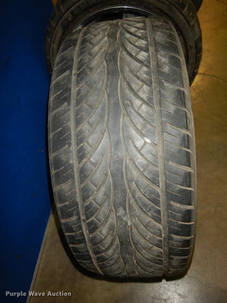 image for item EC9978 (4) tires and wheels