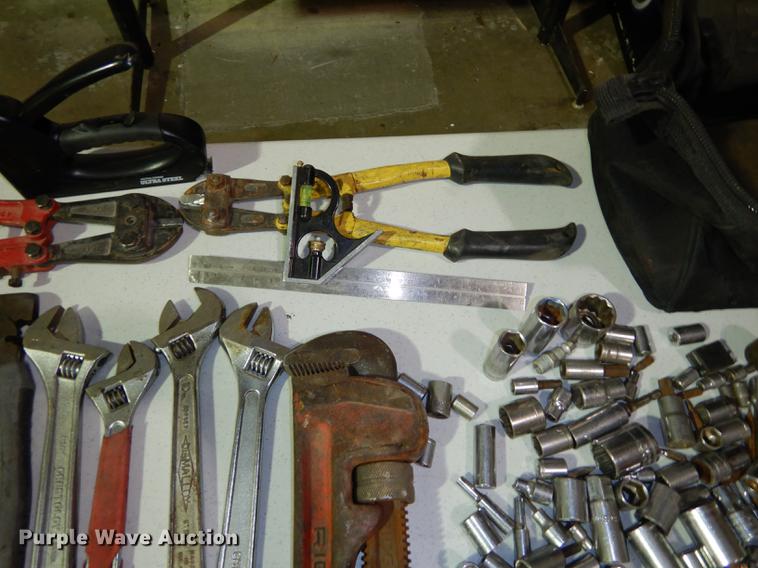 image for item EC9982 Tools