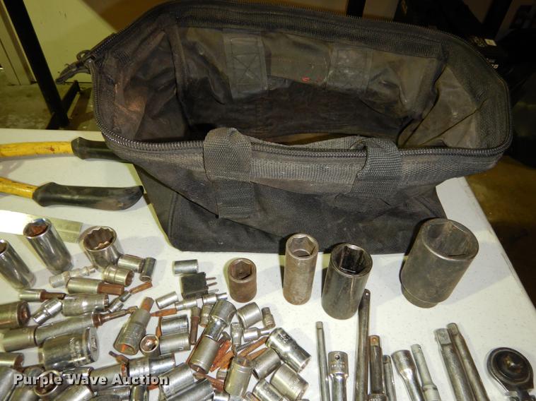 image for item EC9982 Tools