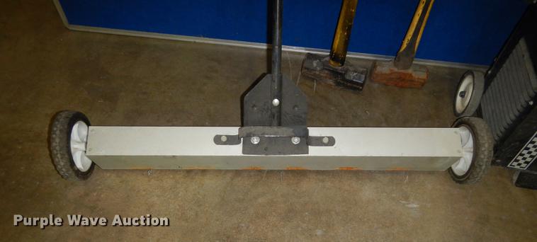 image for item EC9987 Tools