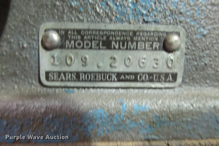 image for item EH9752 Craftsman 109.20630 metal lathe