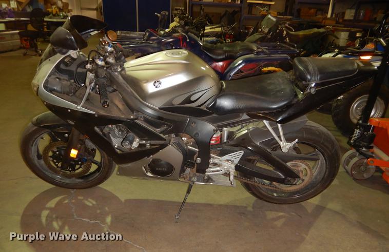 image for item EP9000 2003 Yamaha Y2F R6 motorcycle