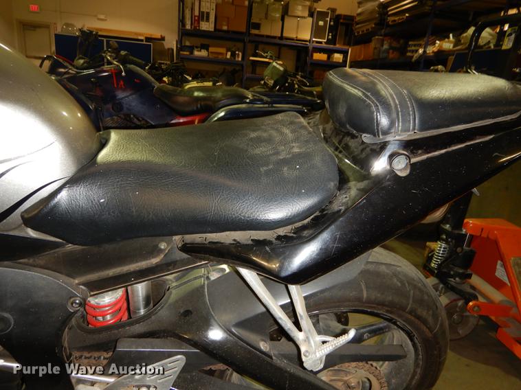 image for item EP9000 2003 Yamaha Y2F R6 motorcycle