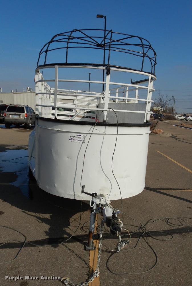 image for item J5547 1970 Hale livestock trailer