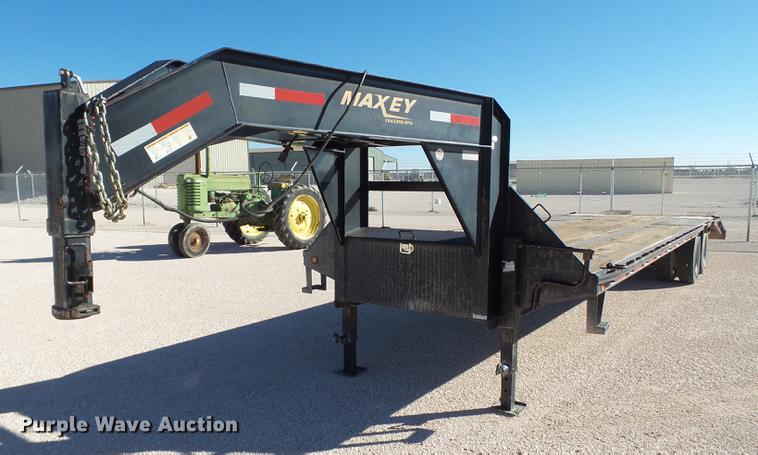 image for item BJ9860 2013 Maxey equipment trailer