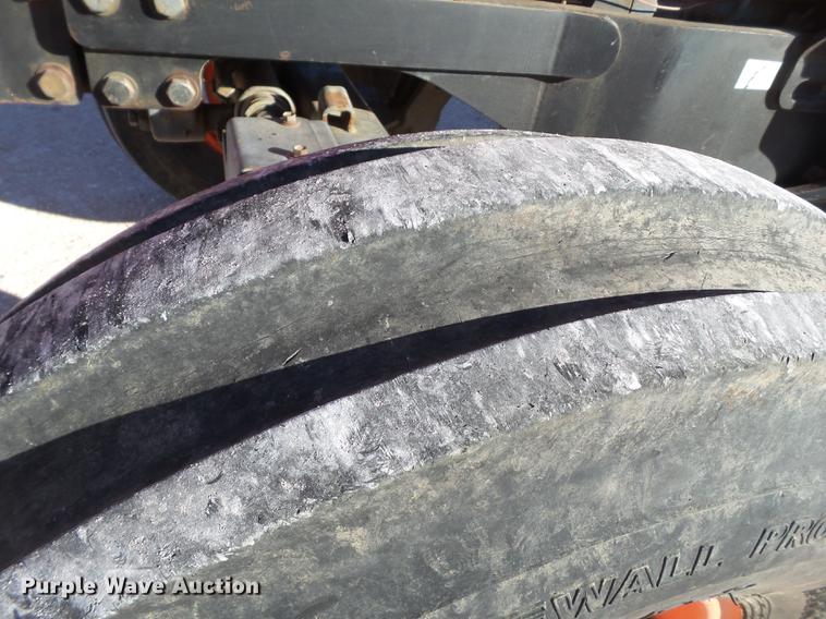 image for item BJ9874 Kubota M110 tractor